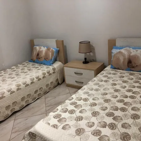 Queen Ekaterina II Vlore Room photo